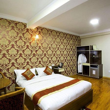 Thiha Bala Hotel Pyin U Lwin Zewnętrze zdjęcie